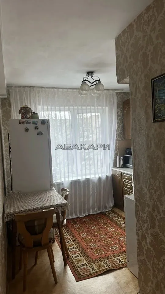 3-комнатная улица Яковлева, 1  за 35000 руб/мес фото 1