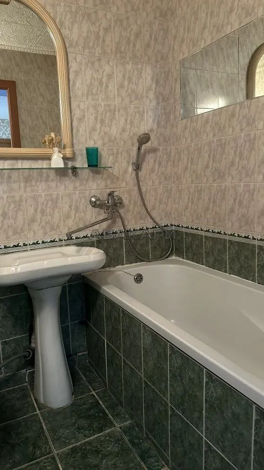 3-комнатная улица Яковлева, 1  за 35000 руб/мес фото 14