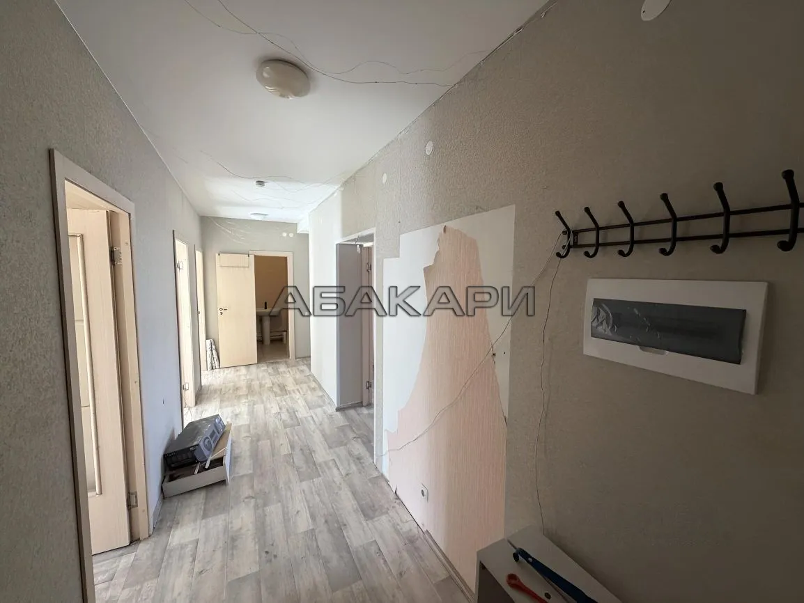 4-комнатная Апрельская улица, 7  за 35000 руб/мес фото 6