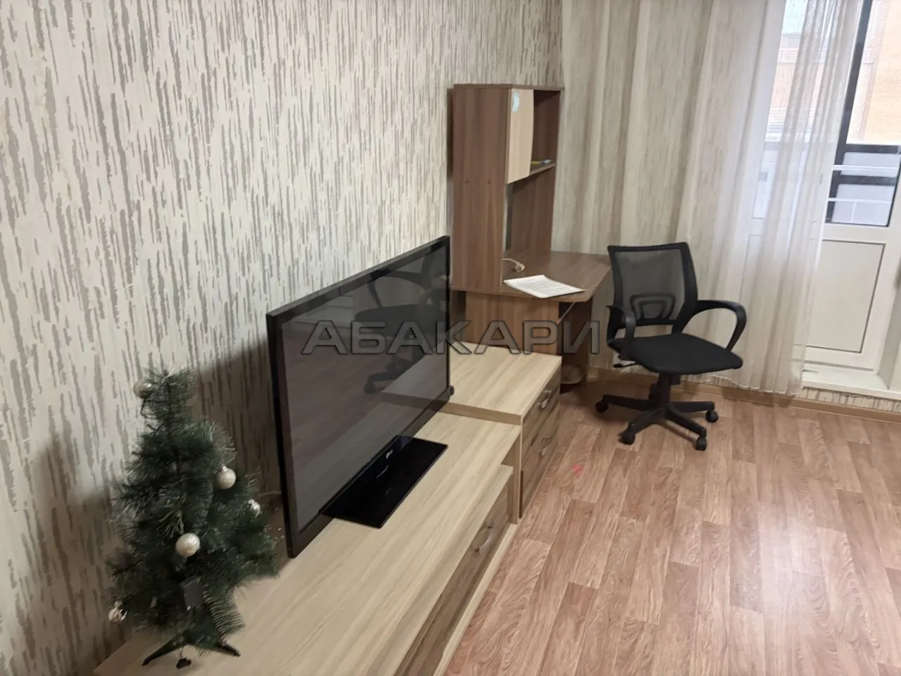 1-комнатная Апрельская улица, 5Б  за 28000 руб/мес фото 4