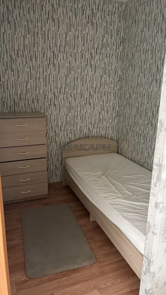 1-комнатная Апрельская улица, 5Б  за 28000 руб/мес фото 3