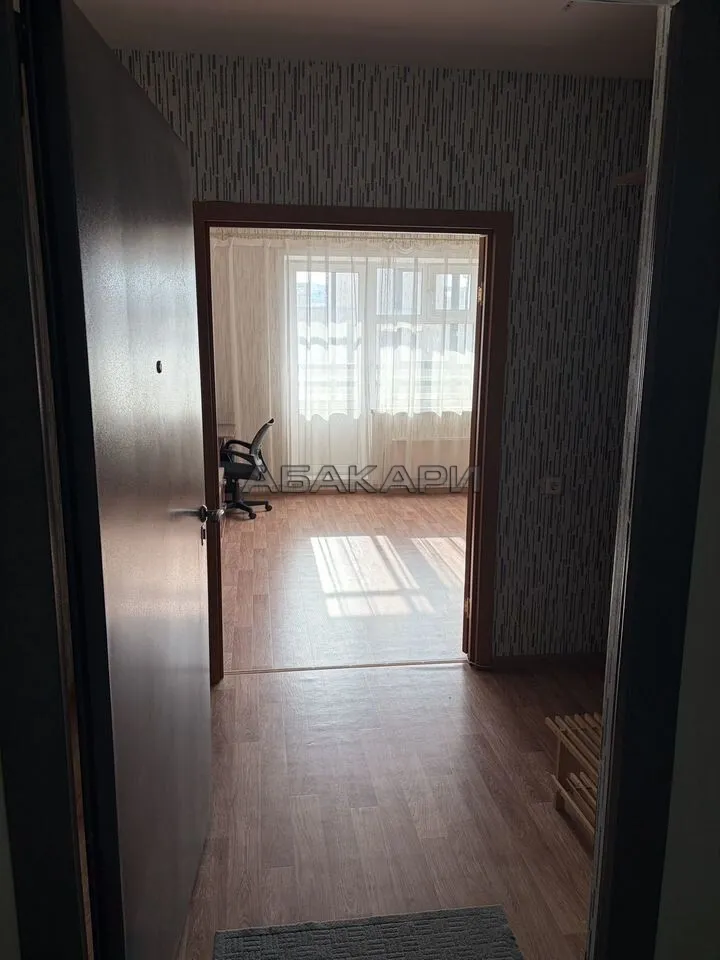 1-комнатная Апрельская улица, 5Б  за 28000 руб/мес фото 8