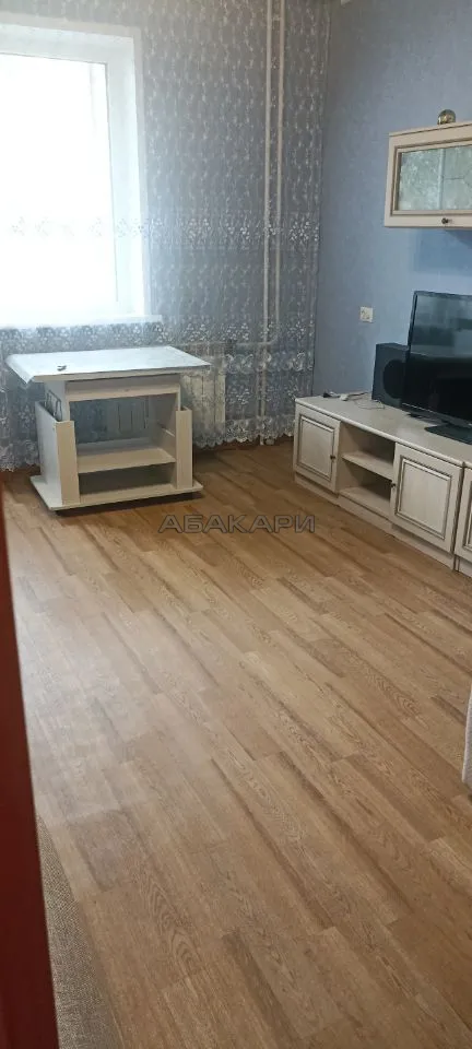 4-комнатная улица 26 Бакинских Комиссаров, 26А за 45000 руб/мес фото 3 4-комнатная улица 26 Бакинских Комиссаров, 26А за 45000 руб/мес фото 3