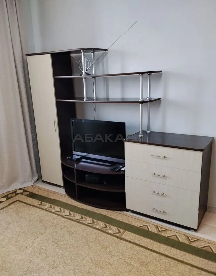 1-комнатная улица 60 лет Октября, 44  за 30000 руб/мес фото 3