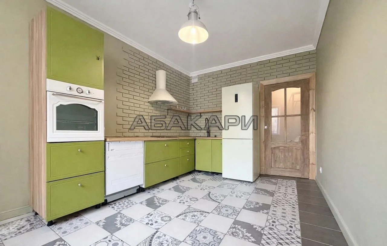 3-комнатная улица Батурина, 5Г  за 52000 руб/мес фото 2