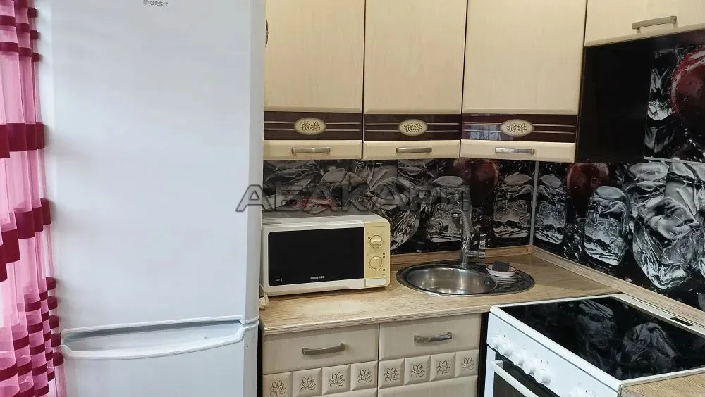 1-комнатная Волжская улица, 9А  за 21000 руб/мес фото 11