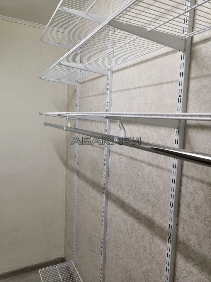 2-комнатная улица Анатолия Гладкова, 1  за 35000 руб/мес фото 4
