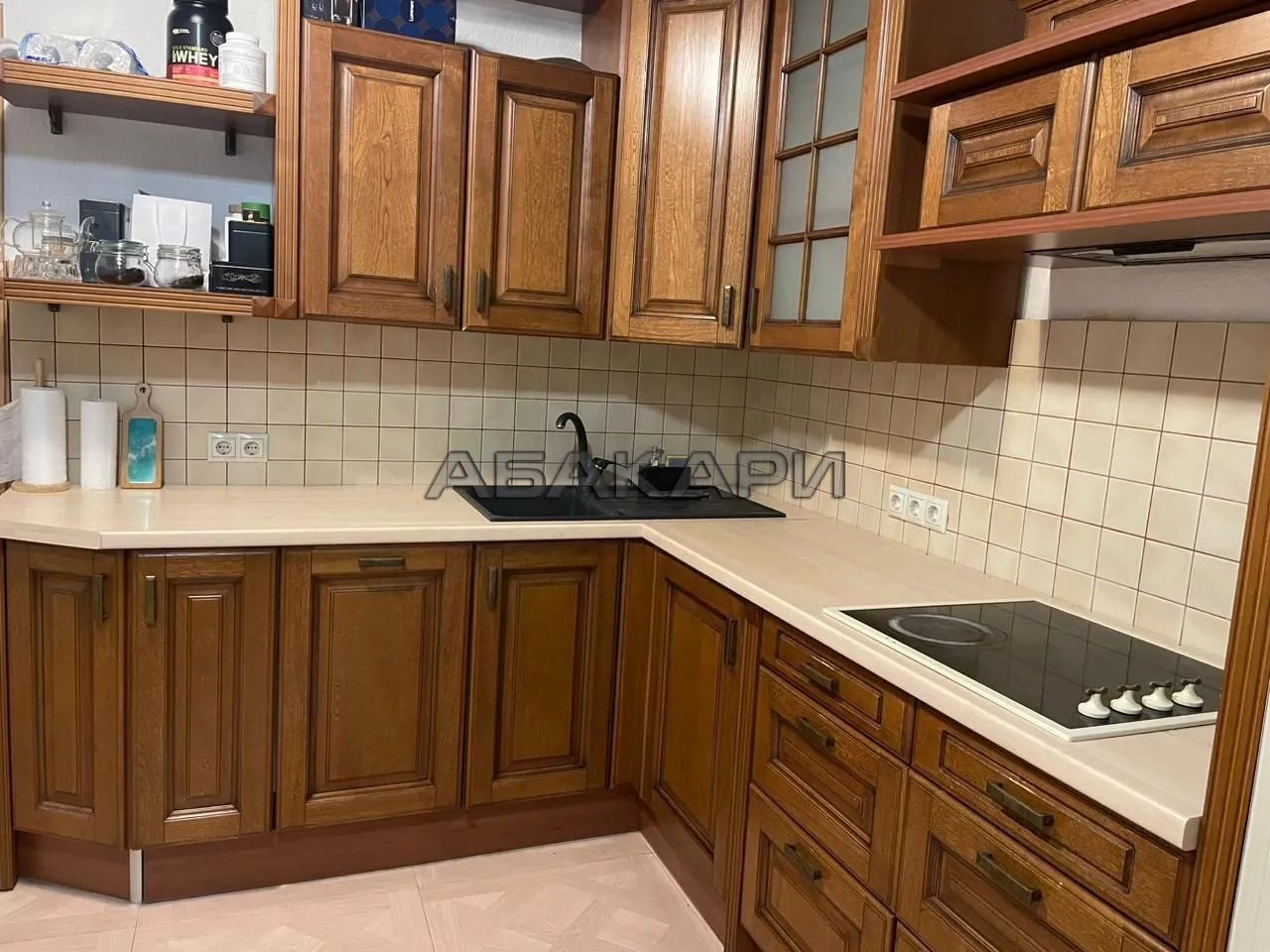 3-комнатная улица Горького, 10  за 60000 руб/мес фото 1