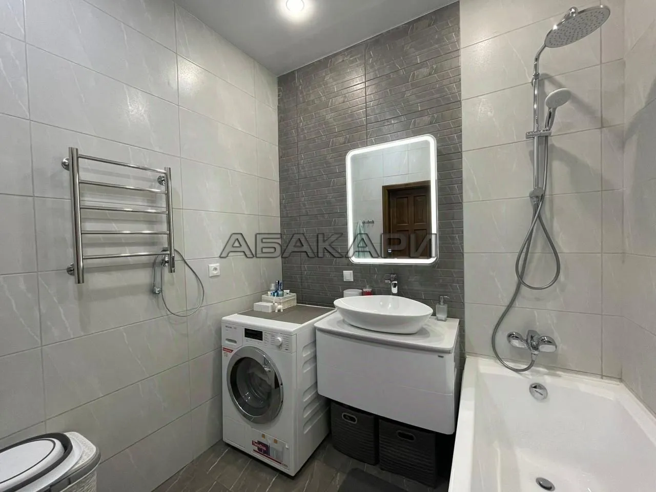 3-комнатная улица Горького, 10  за 60000 руб/мес фото 15