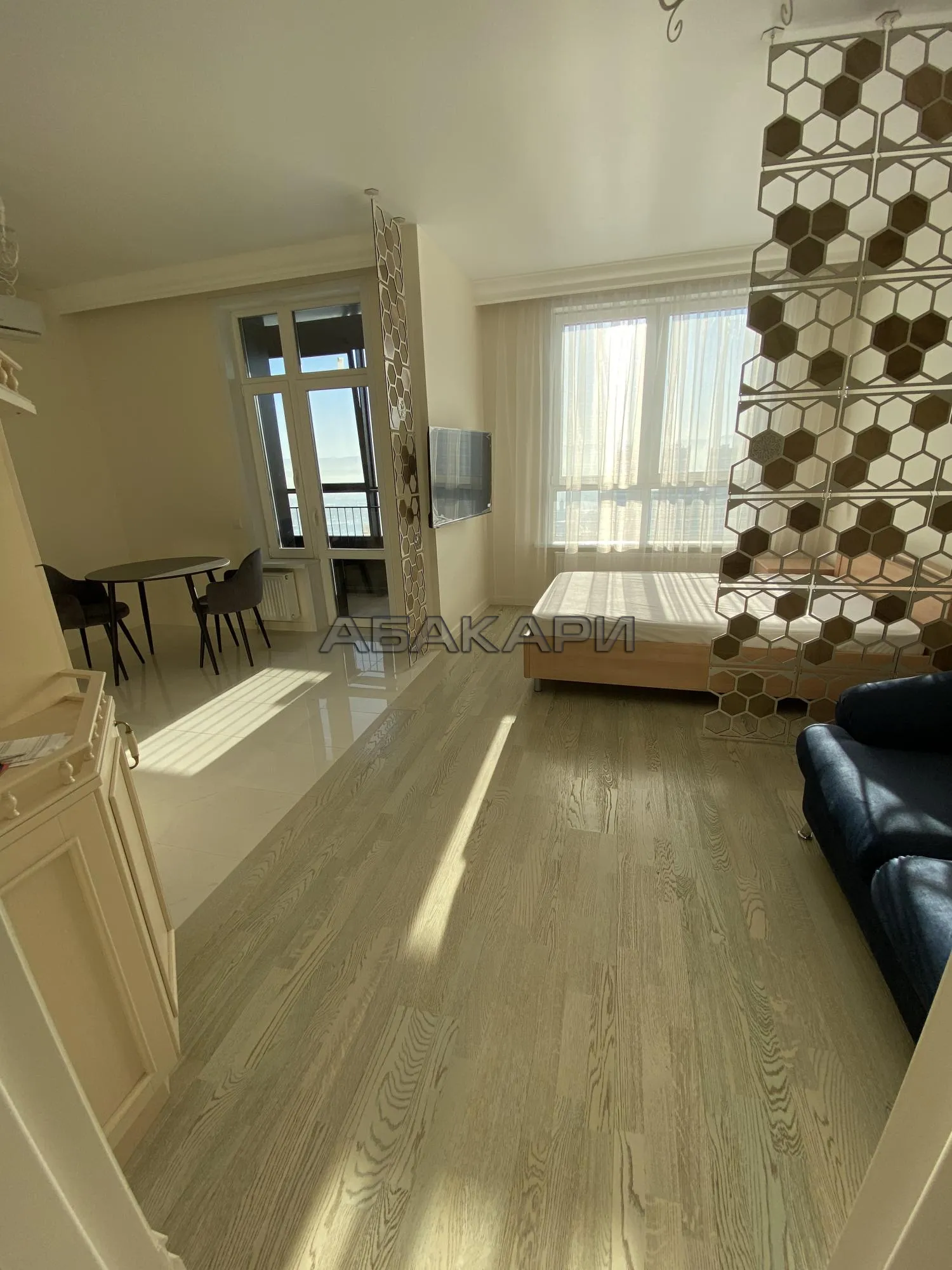 1-комнатная Октябрьская улица, 16  за 45000 руб/мес фото 12