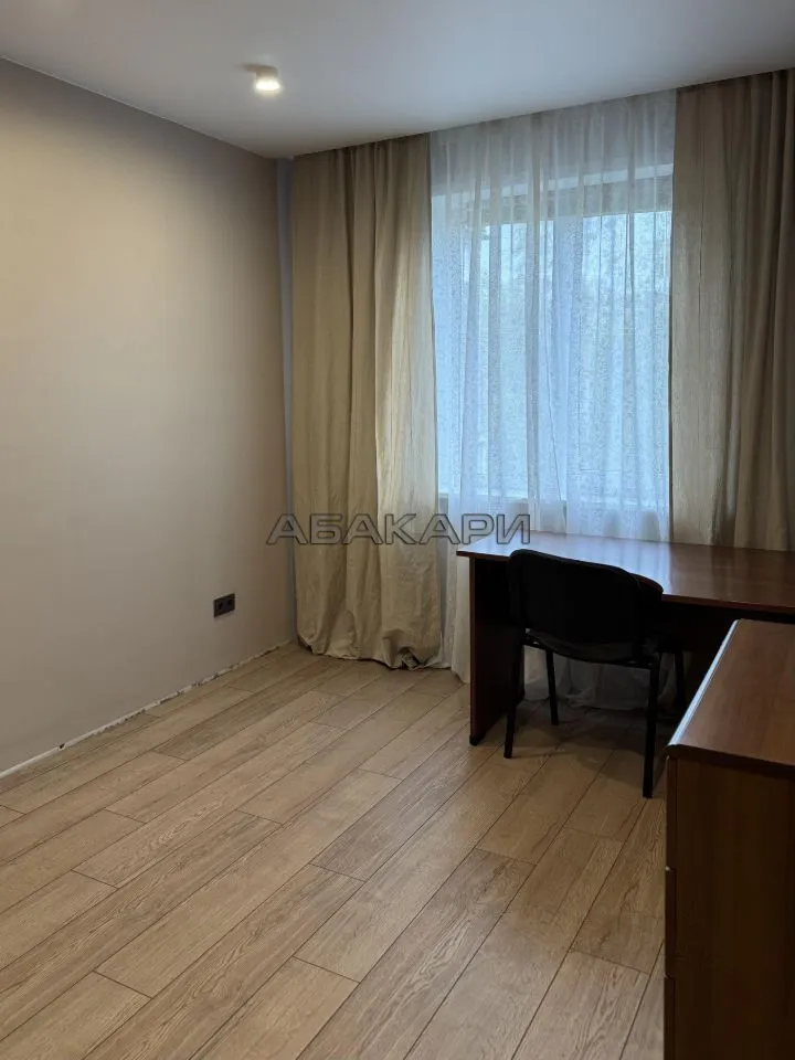 3-комнатная Светлогорская улица, 17Г  за 55000 руб/мес фото 7