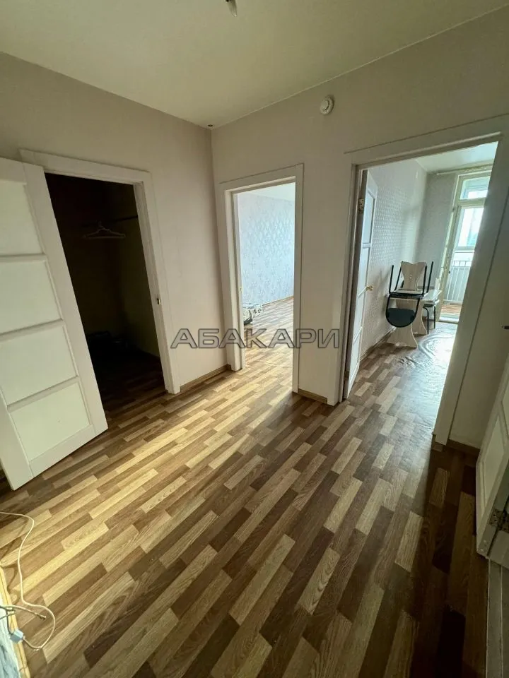 1-комнатная Октябрьская улица, 8  за 34000 руб/мес фото 1