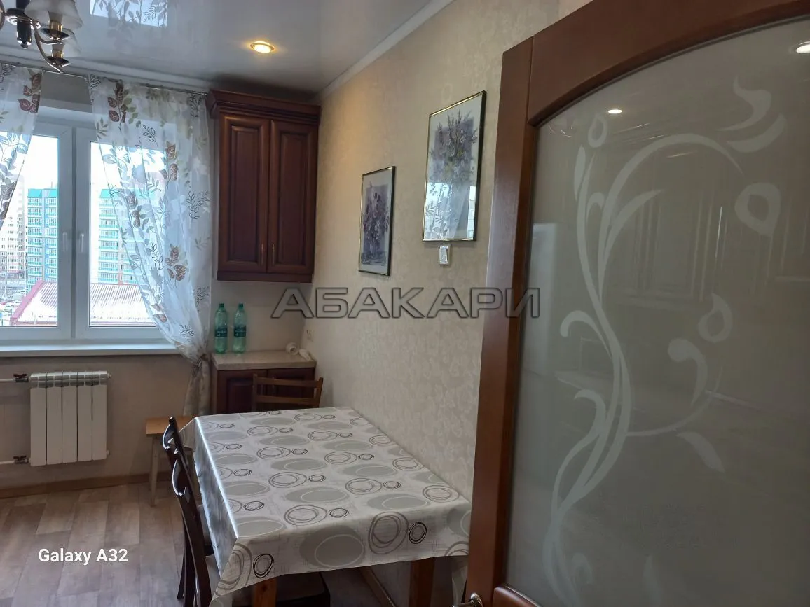 3-комнатная улица Чернышевского, 106  за 50000 руб/мес фото 3