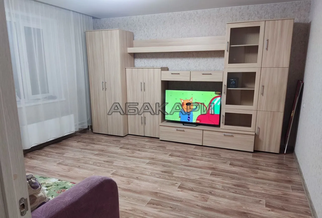 2-комнатная улица Дубровинского, 110Г  за 38000 руб/мес фото 1