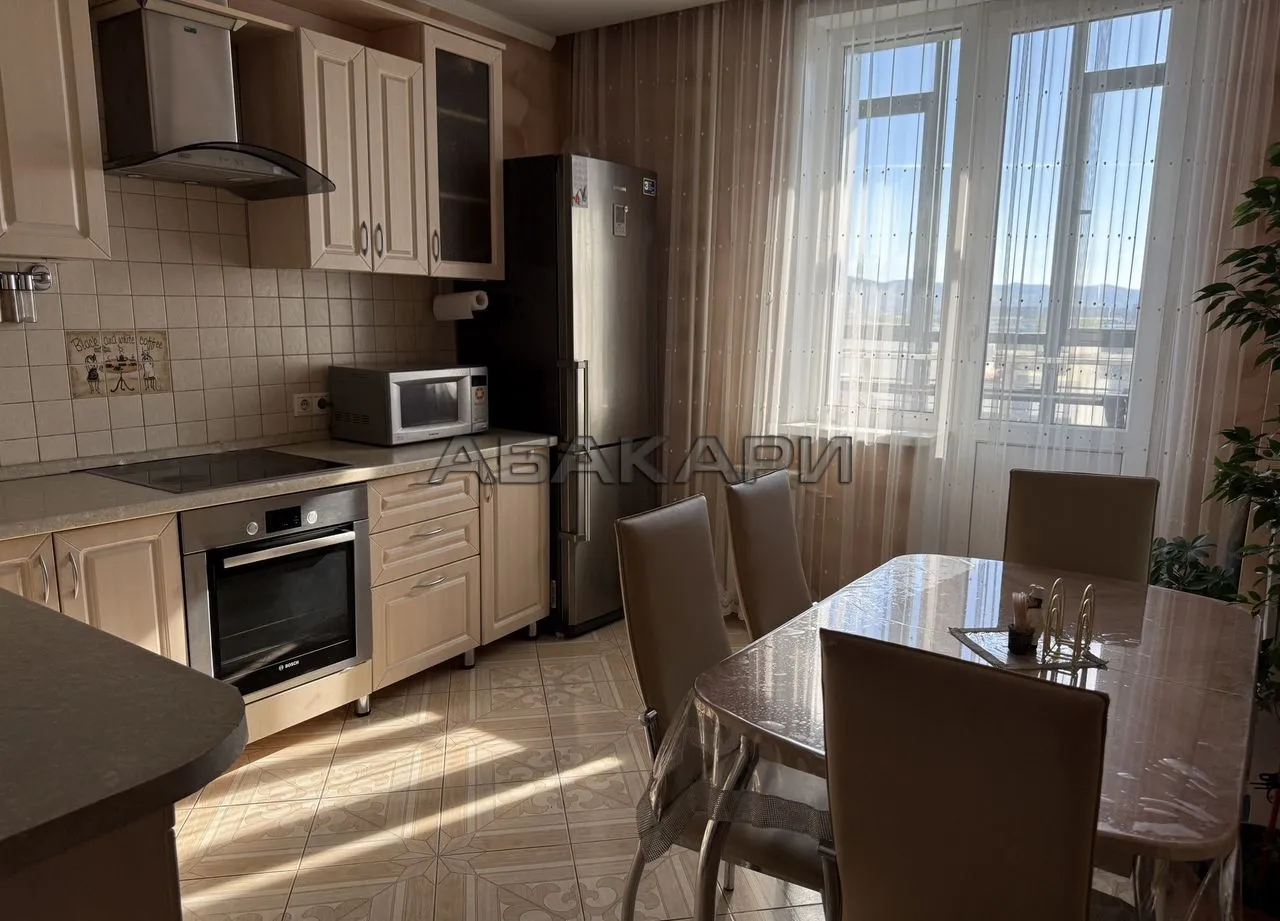 2-комнатная Крайняя улица, 2А  за 50000 руб/мес фото 1