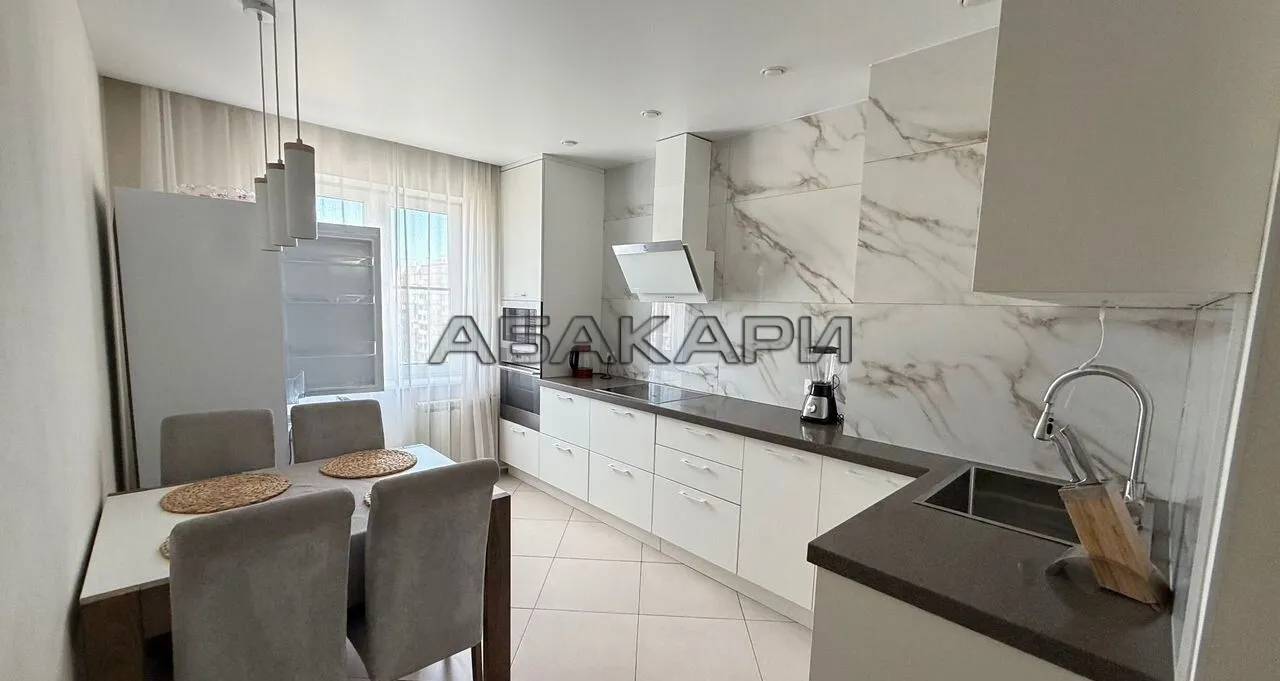 3-комнатная Линейная улица, 90  за 55000 руб/мес фото 1