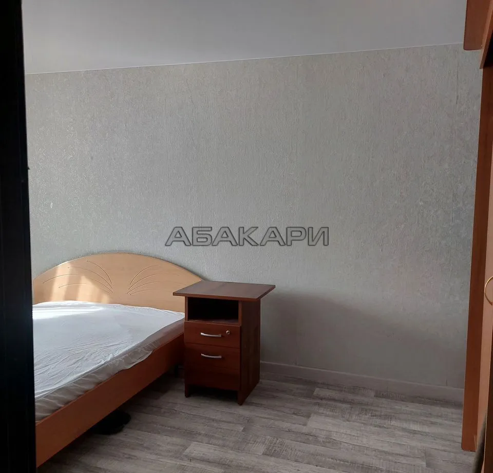 1-комнатная улица Шахтёров, 12  за 28000 руб/мес фото 4