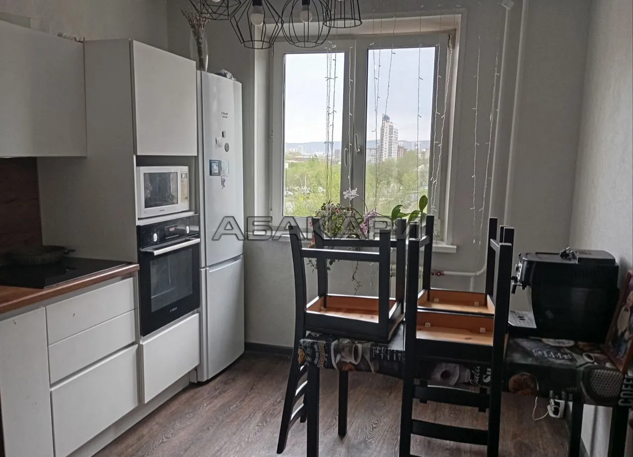 2-комнатная Северо-Енисейская улица, 52  за 40000 руб/мес фото 1