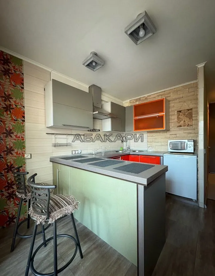 2-комнатная улица Алексеева, 22  за 45000 руб/мес фото 1