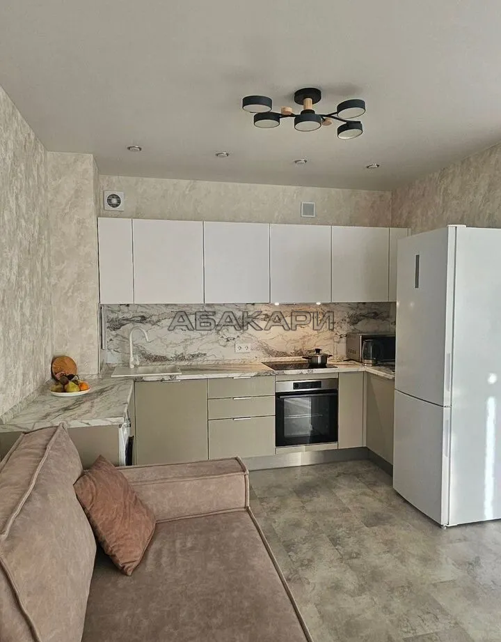 2-комнатная улица Авиаторов, 22  за 60000 руб/мес фото 1
