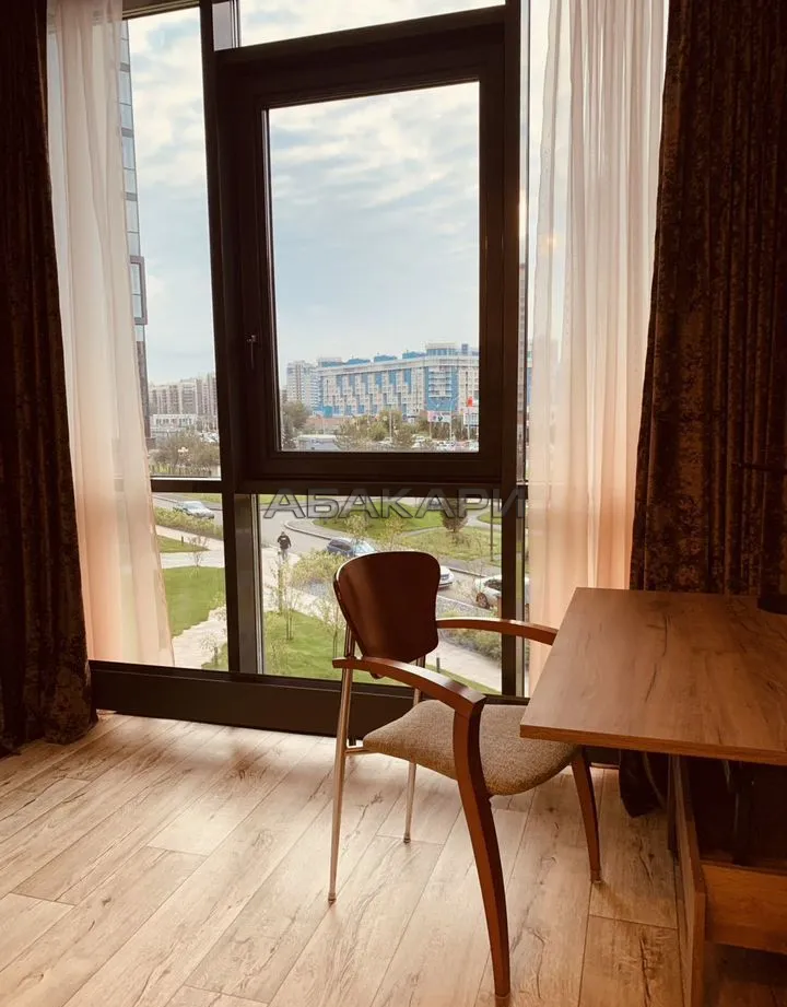 2-комнатная улица Авиаторов, 32  за 50000 руб/мес фото 6