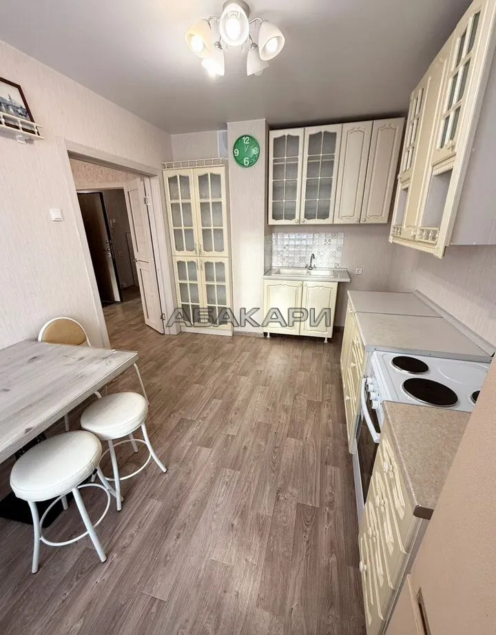 3-комнатная улица Партизана Железняка, 47  за 55000 руб/мес фото 2