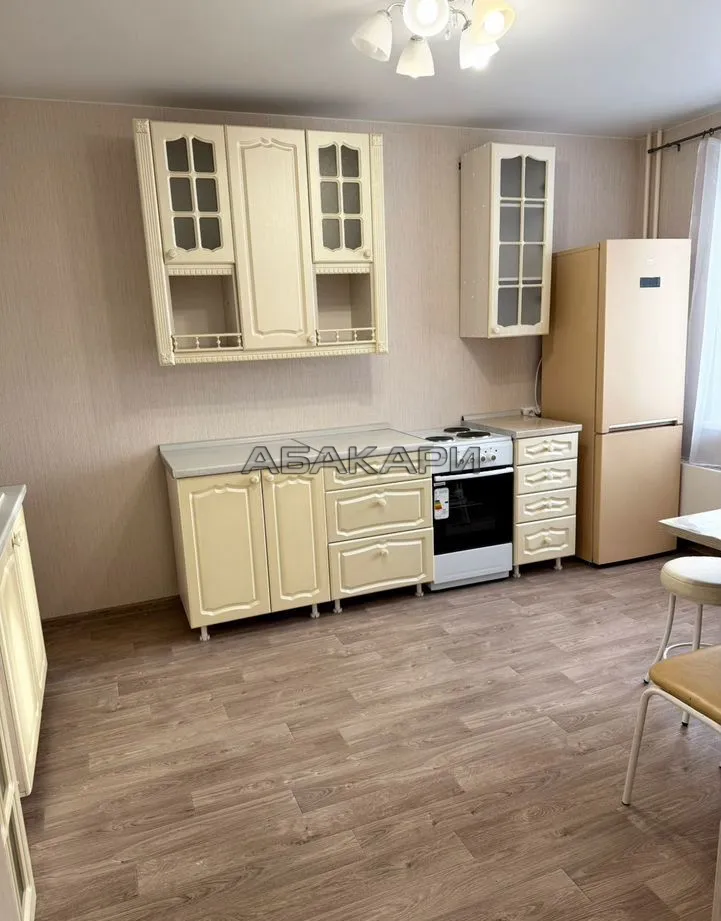3-комнатная улица Партизана Железняка, 47  за 55000 руб/мес фото 3