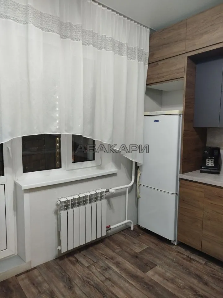 3-комнатная улица Александра Матросова, 36  за 40000 руб/мес фото 5