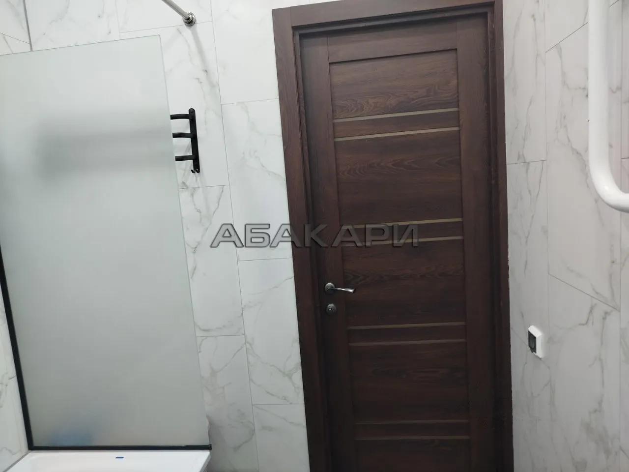 3-комнатная улица Александра Матросова, 36  за 40000 руб/мес фото 8