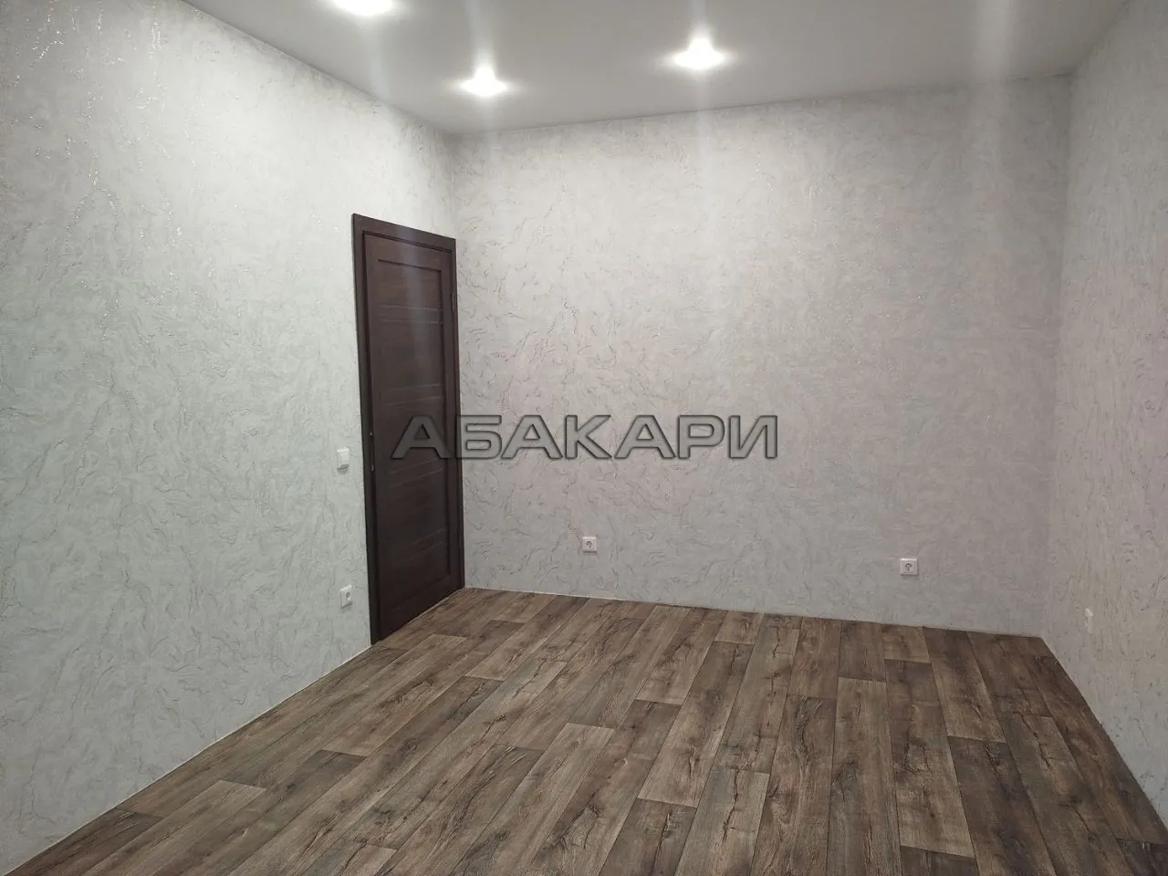 3-комнатная улица Александра Матросова, 36  за 40000 руб/мес фото 10