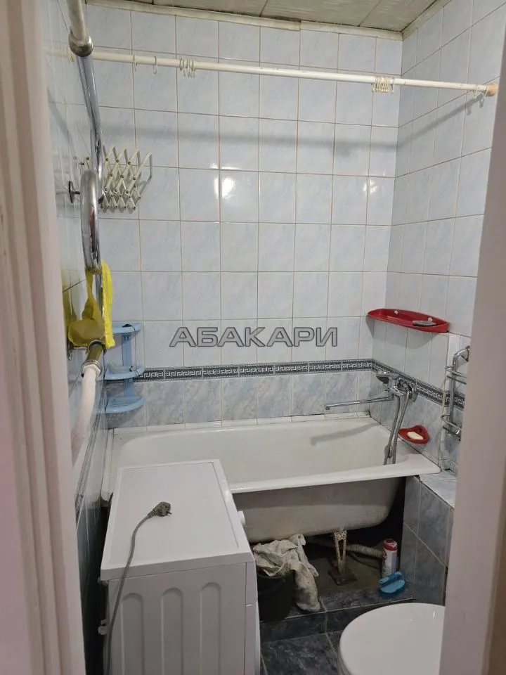 1-комнатная проспект имени Газеты Красноярский Рабочий, 45  за 25000 руб/мес фото 3
