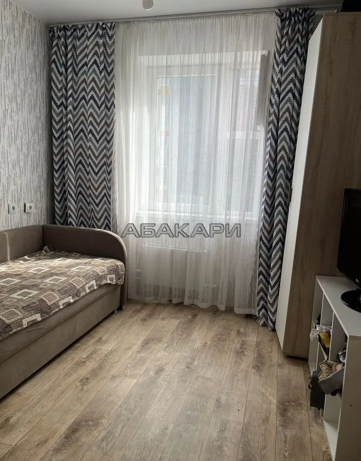3-комнатная Крайняя улица, 8  за 45000 руб/мес фото 3