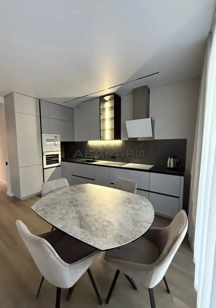 2-комнатная улица Авиаторов, 34  за 70000 руб/мес фото 1