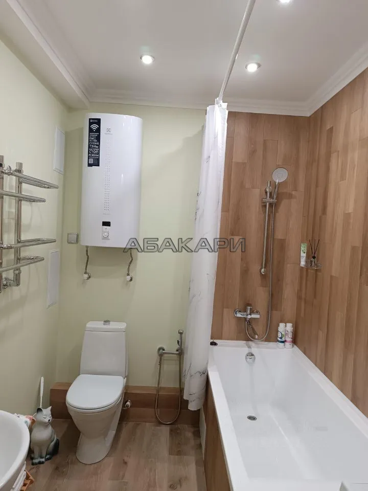 2-комнатная улица Авиаторов, 39  за 58000 руб/мес фото 4