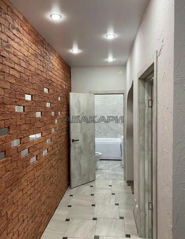1-комнатная улица Петра Ломако, 12  за 56000 руб/мес фото 4