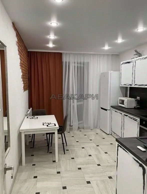 1-комнатная улица Петра Ломако, 12  за 56000 руб/мес фото 5