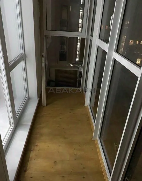1-комнатная улица Петра Ломако, 12  за 56000 руб/мес фото 17