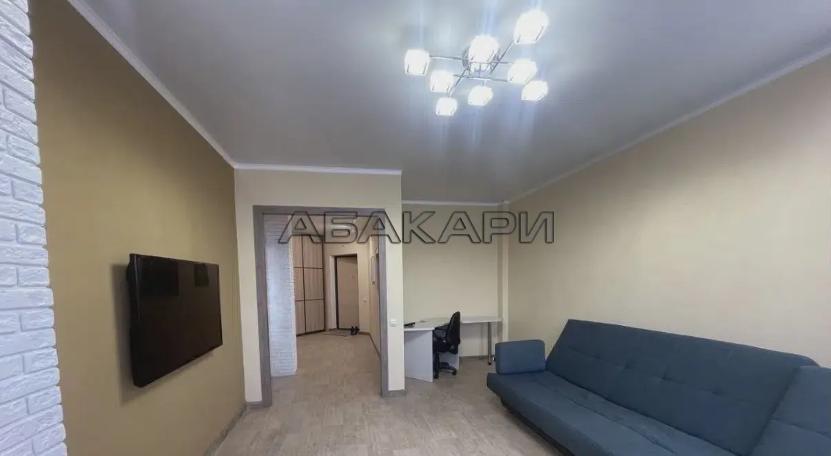 1-комнатная улица Петра Ломако, 8  за 40000 руб/мес фото 4