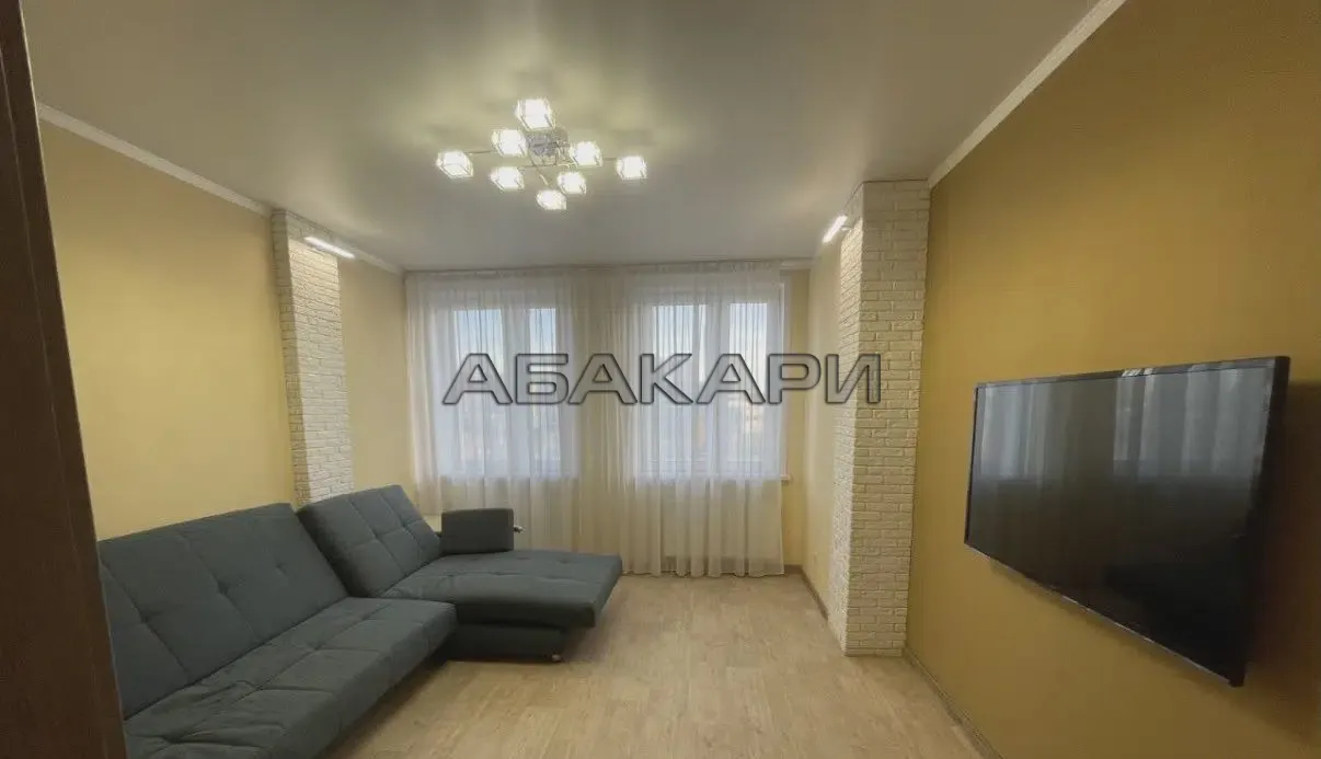 1-комнатная улица Петра Ломако, 8  за 40000 руб/мес фото 6
