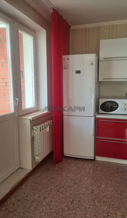 1-комнатная Новосибирская улица, 1А  за 35000 руб/мес фото 2