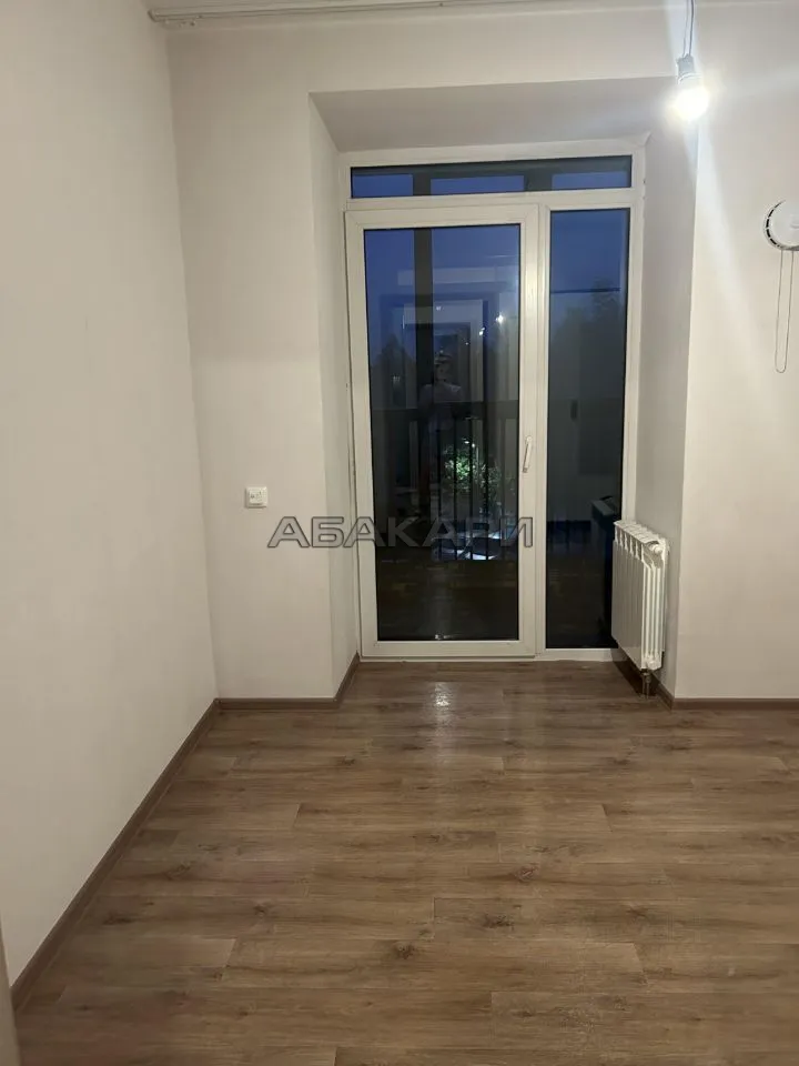 2-комнатная улица Авиаторов, 24  за 35000 руб/мес фото 4