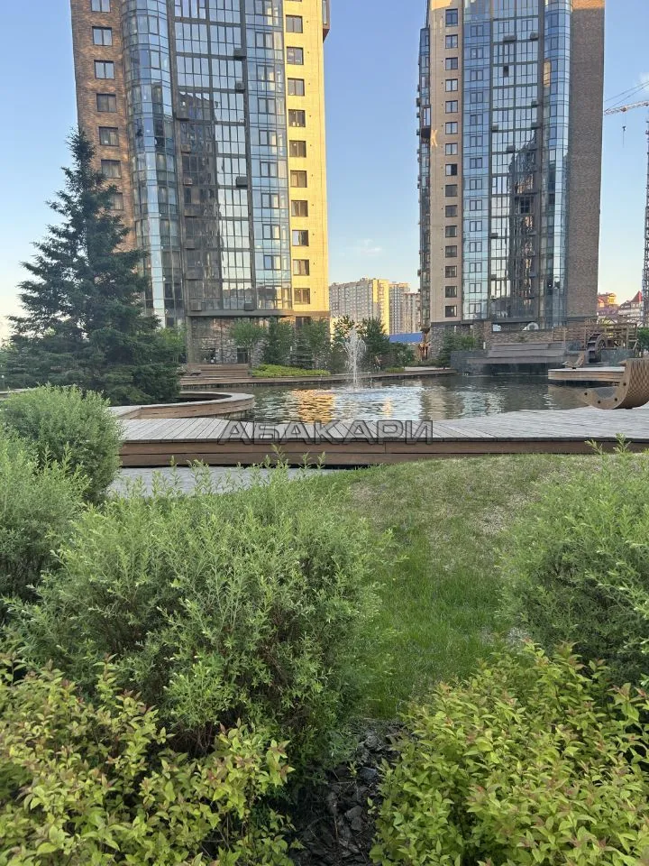 2-комнатная улица Авиаторов, 24  за 35000 руб/мес фото 12