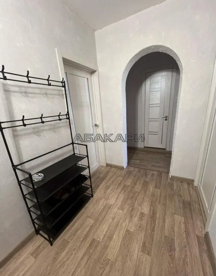 2-комнатная улица 3 Августа, 24  за 35000 руб/мес фото 5