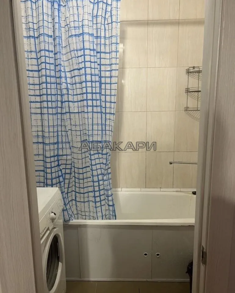 2-комнатная улица 3 Августа, 24  за 35000 руб/мес фото 7