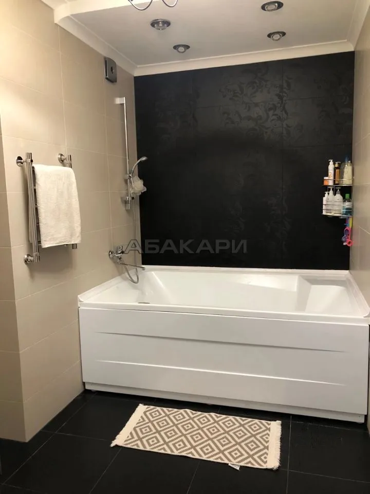 3-комнатная улица Молокова, 1К  за 40000 руб/мес фото 8