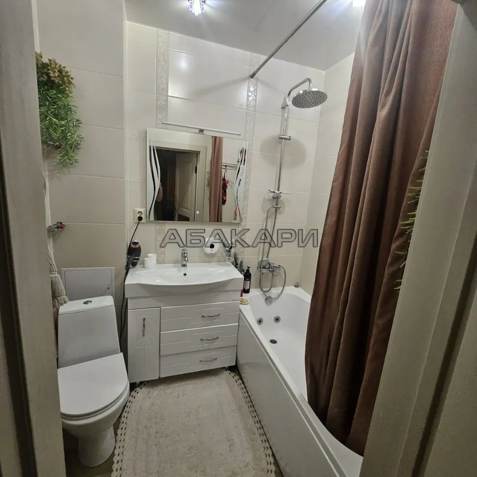 3-комнатная улица Академика Киренского, 32  за 65000 руб/мес фото 5