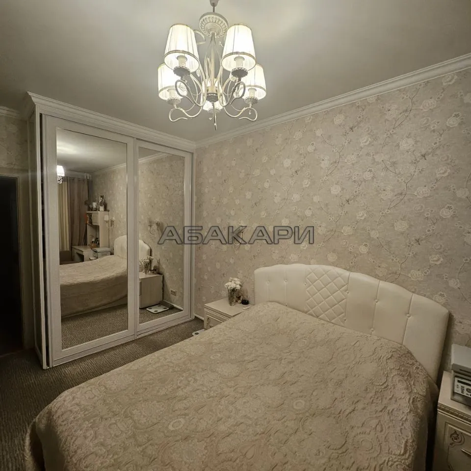 3-комнатная улица Академика Киренского, 32  за 65000 руб/мес фото 1