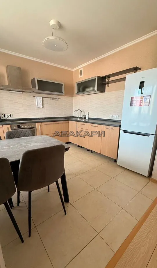 3-комнатная улица Алексеева, 24 за 65000 руб/мес фото 1 3-комнатная улица Алексеева, 24 за 65000 руб/мес фото 1