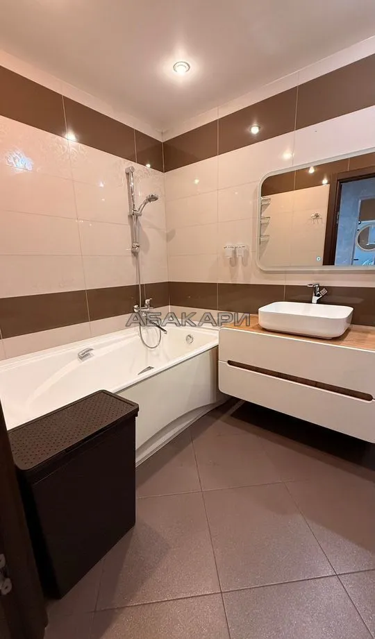 3-комнатная улица Алексеева, 24  за 65000 руб/мес фото 10