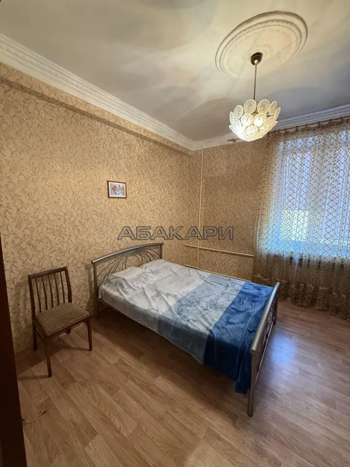 2-комнатная улица Кутузова, 4  за 35000 руб/мес фото 1